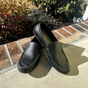 Tommy Bahama Orion Venetian Slip-On Loafers | 10.5 | Black Pebbled Leather
